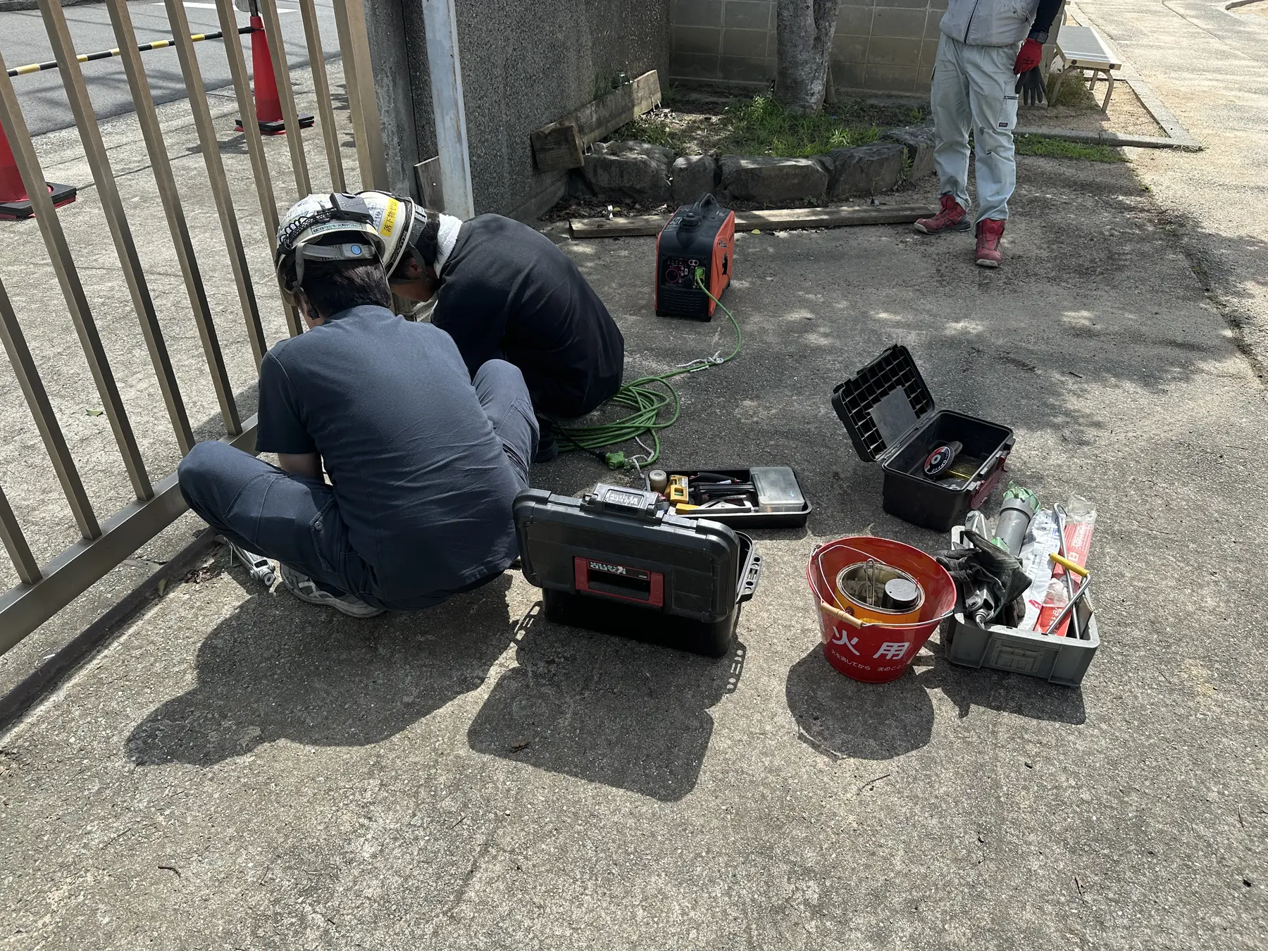 門扉戸車交換