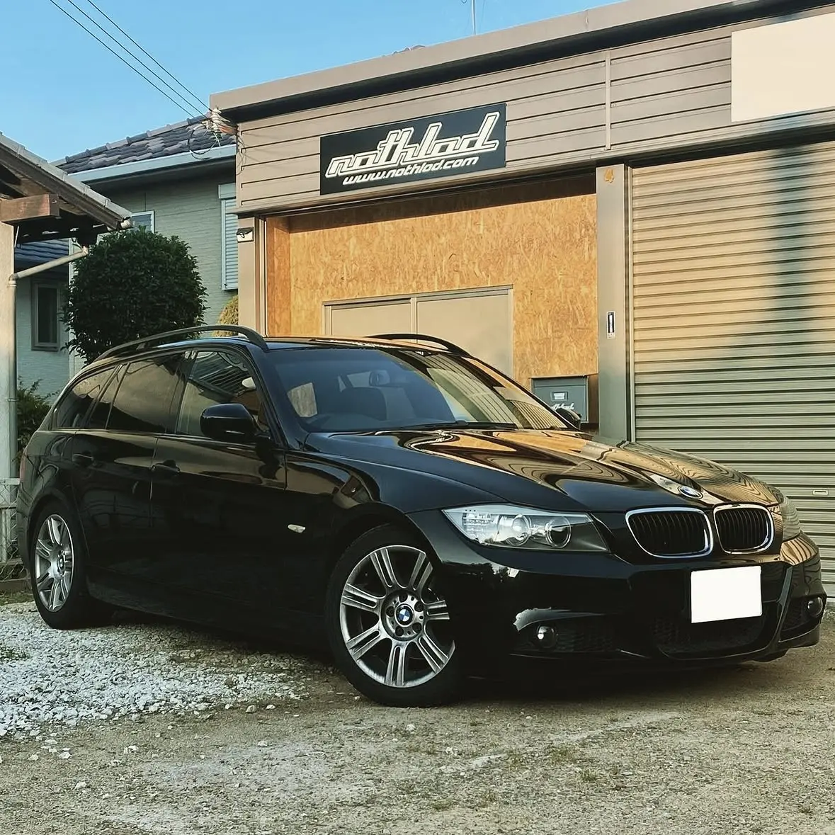 BMW 320i 販売実績